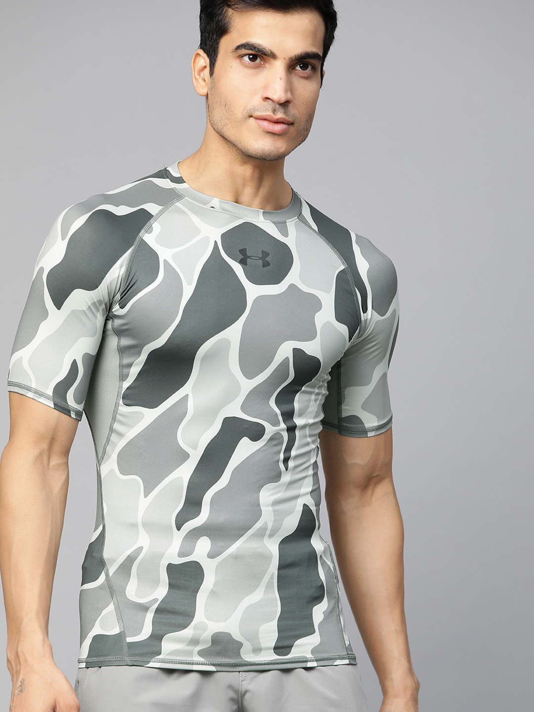 Buy UNDER ARMOUR Men Green & Grey Compression Fit Printed HeatGear Training T Shirt Tshirts