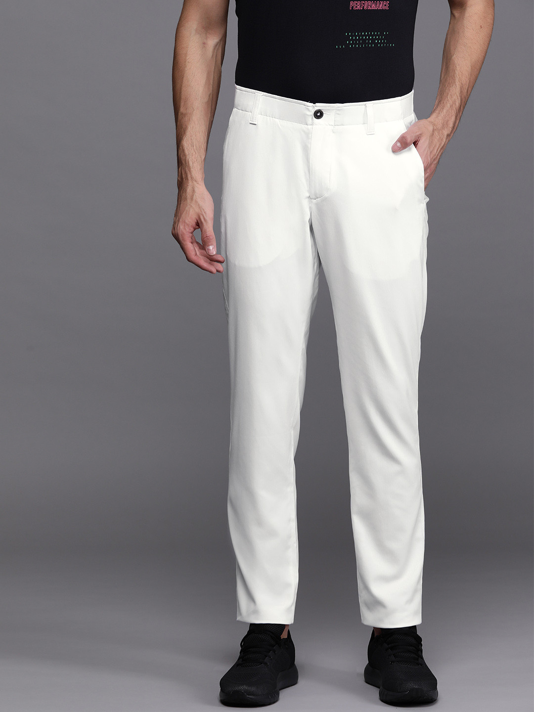 Buy UNDER ARMOUR Men White Showdown Tapered Fit Golf Solid Trousers