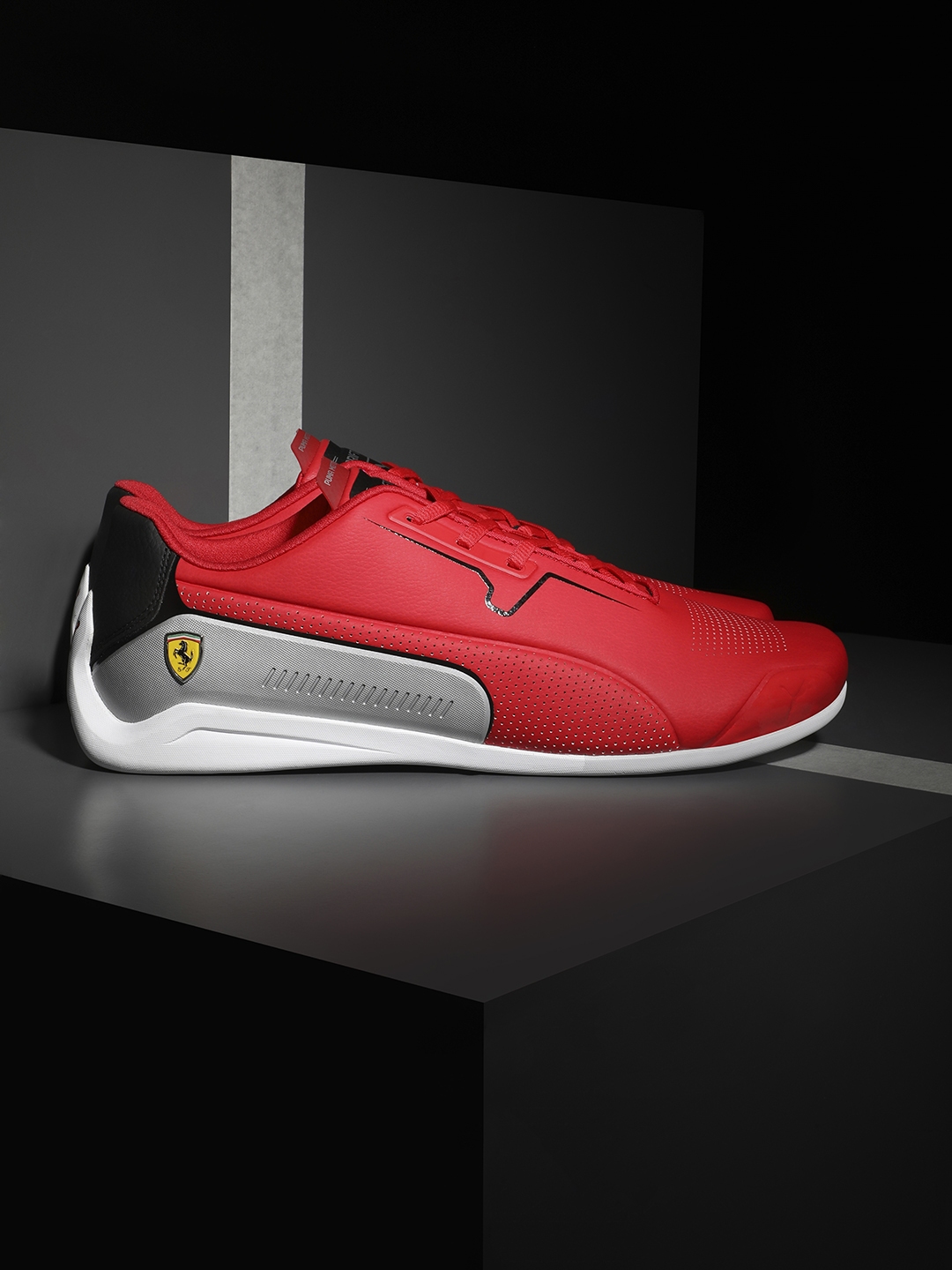 puma st red