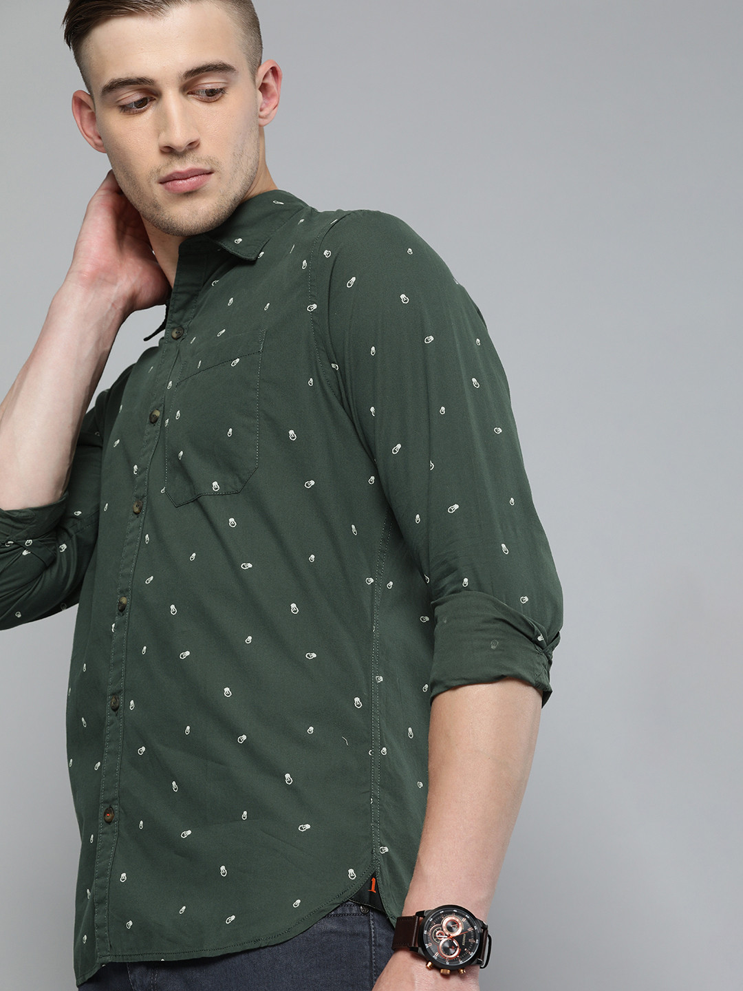 Buy SINGLE Men Olive Green & White Slim Fit Printed Casual Shirt