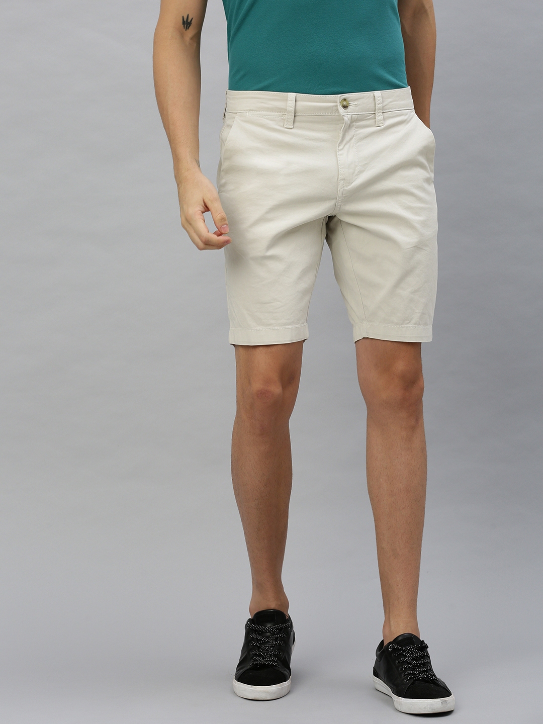 mens chino shorts white