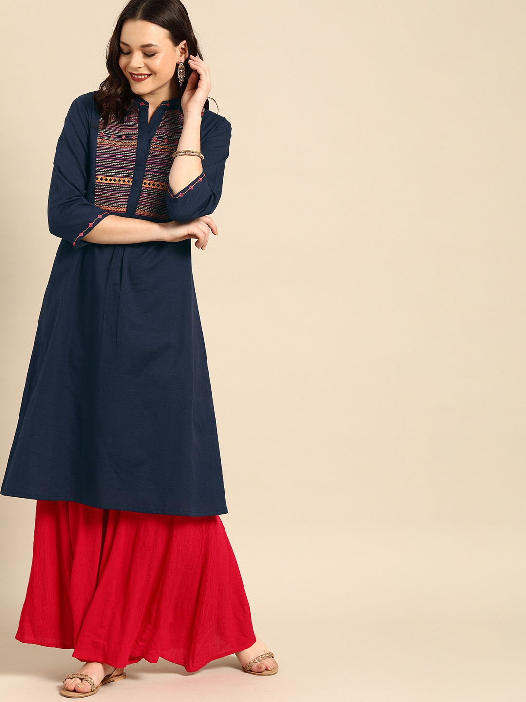 Women Navy Blue Yoke Design Kurta with Trousers
