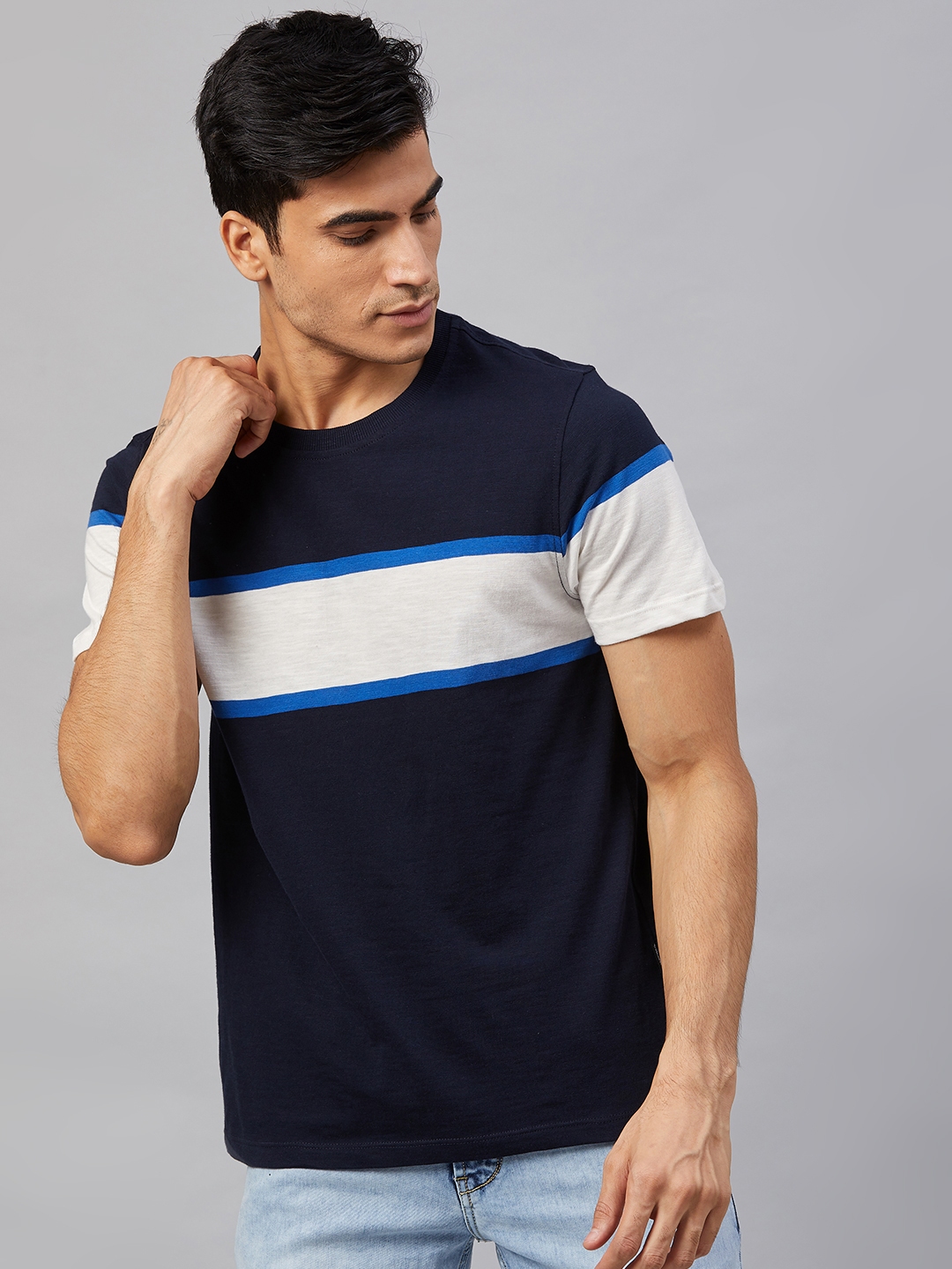 Buy Roadster Men Navy Blue And White Colourblocked Round Neck T Shirt ...