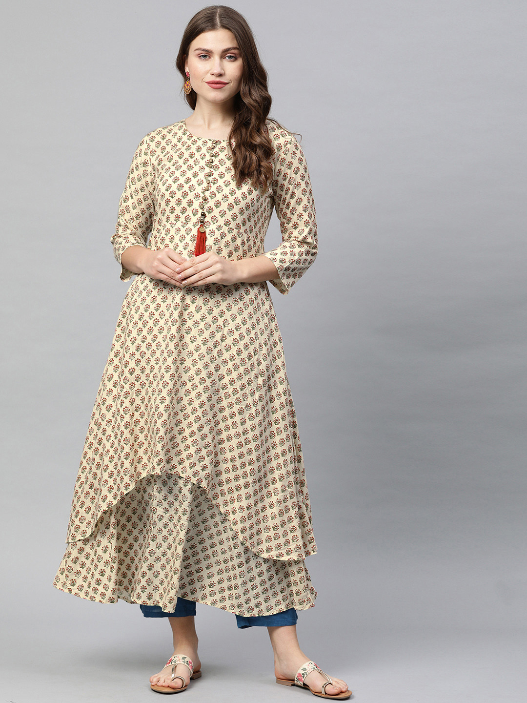 Women Cream-Coloured & Red Printed Kurta With Trousers