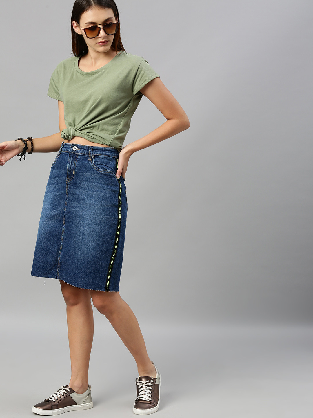 Buy Roadster Women Blue Washed Side Striped Straight Denim Skirt With