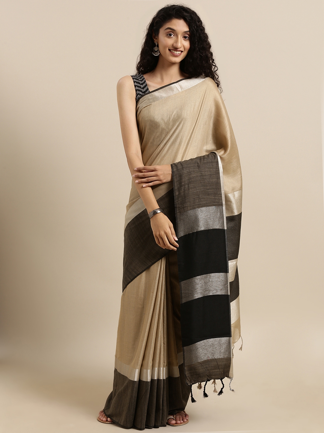 vastranand linen saree