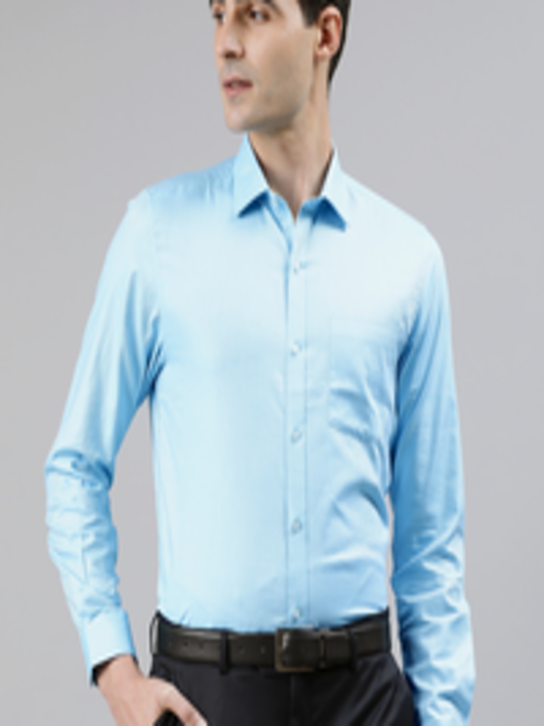 Buy Turtle Men Blue Slim Fit Textured Formal Shirt - Shirts for Men ...