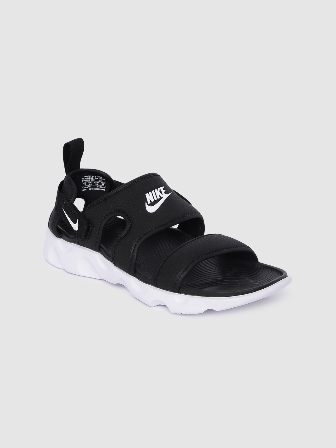 nike flat shoes black