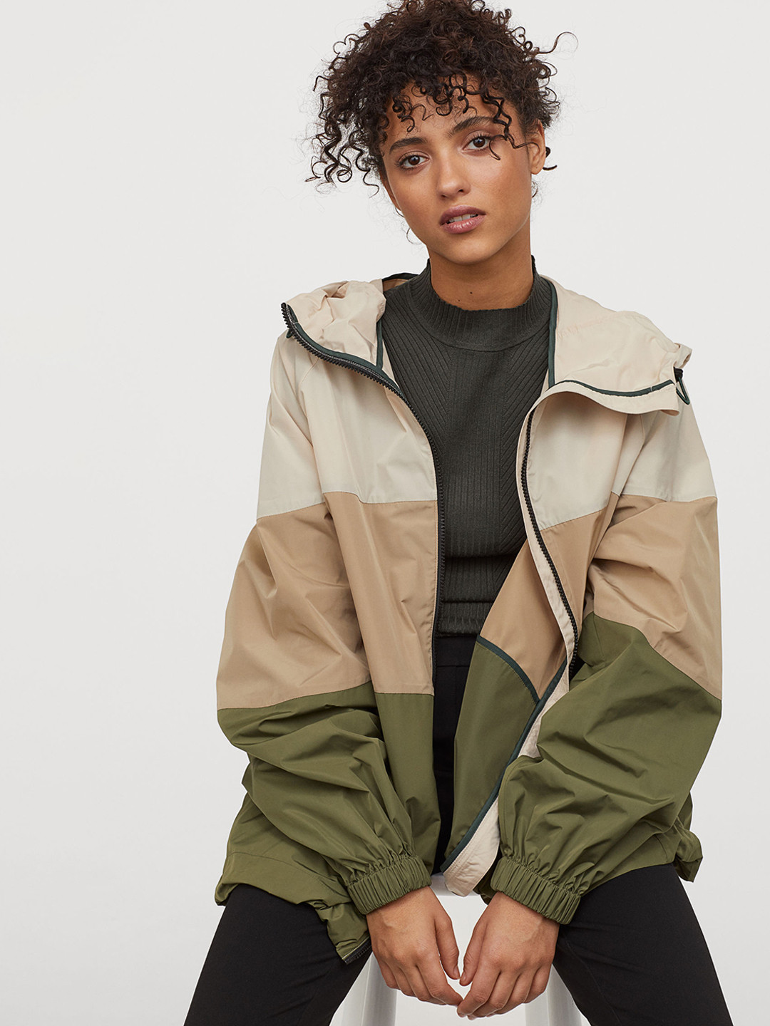 Buy H&M Women Olive Green & Beige Block Coloured Windbreaker Jackets