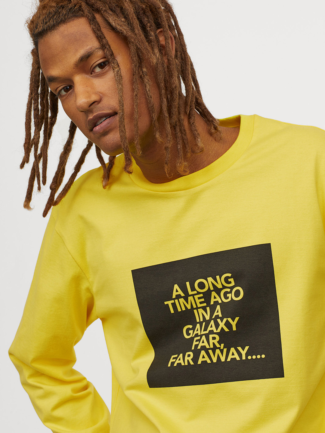 Buy H&M Men Yellow Printed Sweatshirt Sweatshirts for Men 11655472