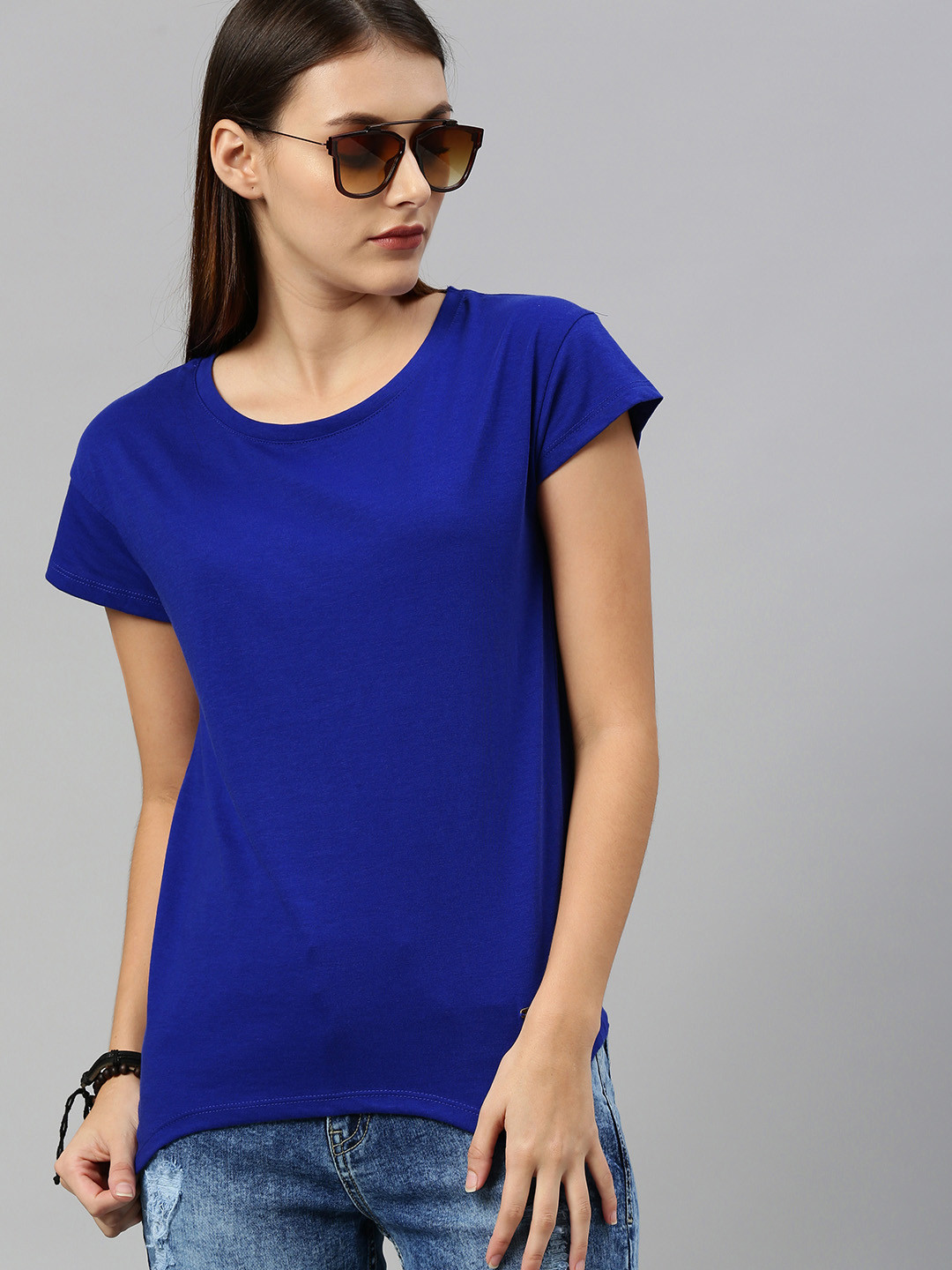 Buy Roadster Women Blue Solid Round Neck T Shirt - Tshirts for Women ...