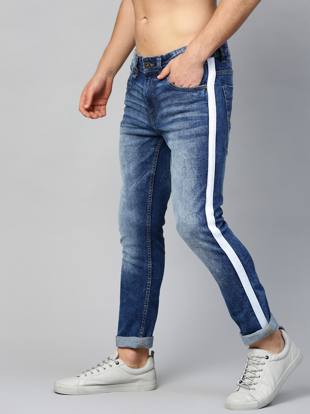 Buy Roadster Men Blue Skinny Fit Mid Rise Clean Look Stretchable Jeans