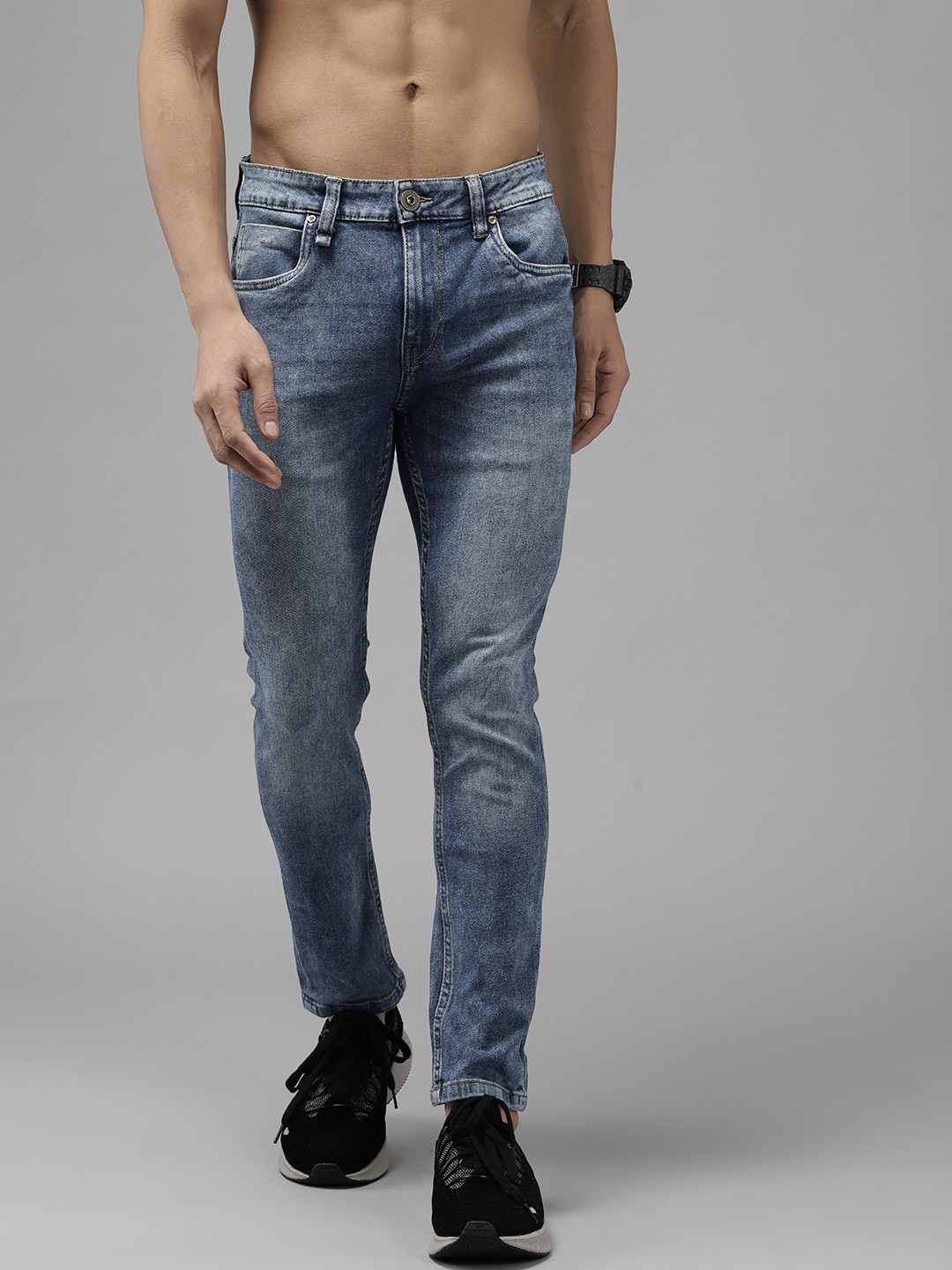 Buy The Roadster Lifestyle Co. Men Blue Skinny Fit Light Fade ...