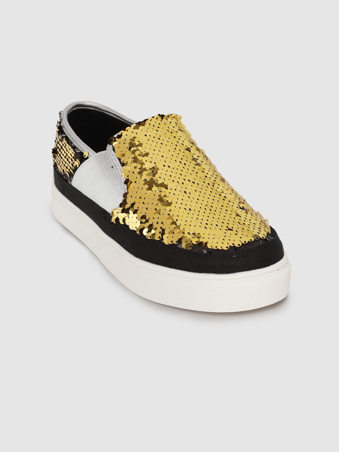 benetton flat shoes