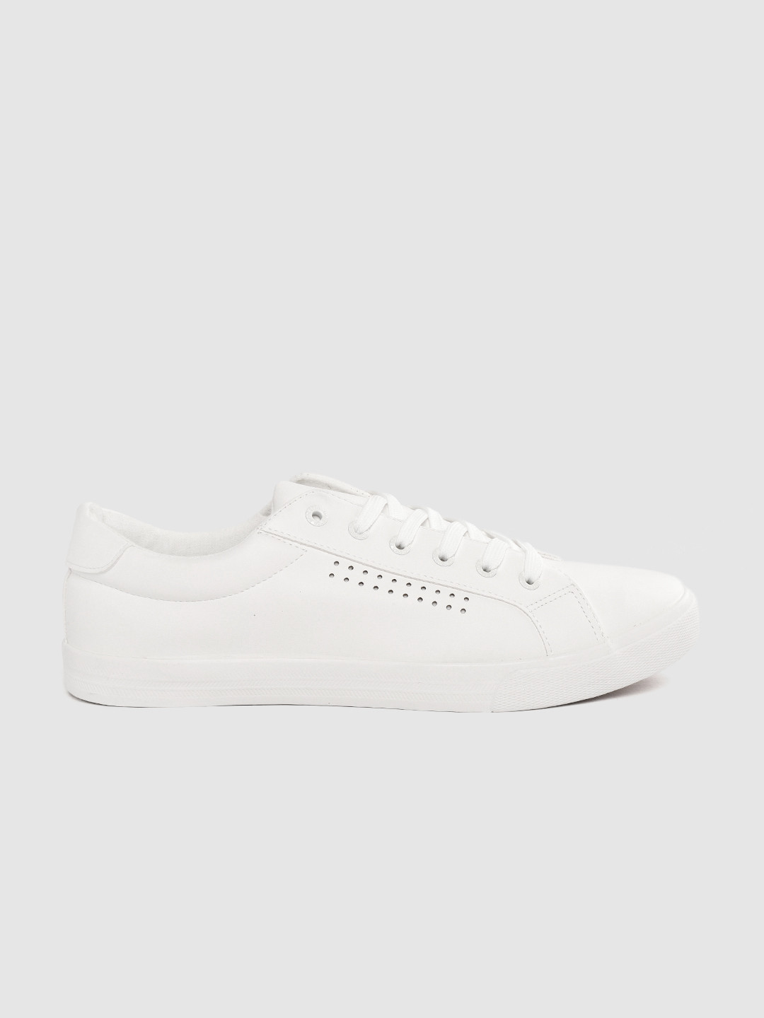 roadster men white solid sneakers