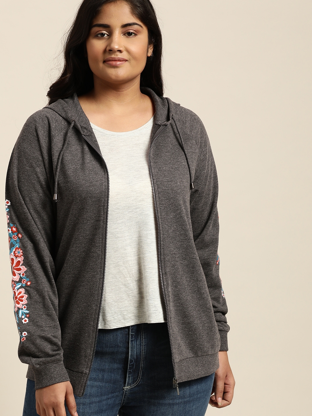 Sztori Women Charcoal Grey Solid Plus Size Hooded Sweatshirt With