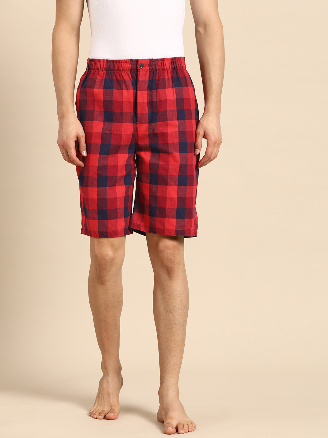 Buy Jockey Men Red & Navy Blue Pure Cotton Checked Lounge Shorts