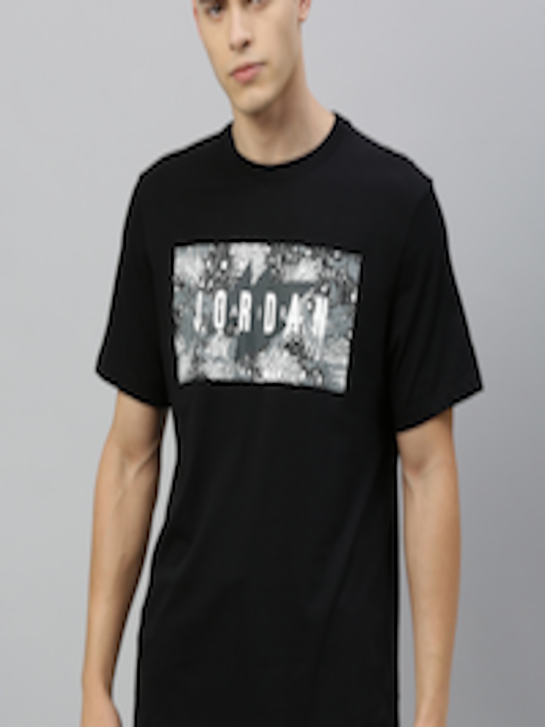 Buy Nike Men Black Printed M J POOLSIDE FLORAL CREW Round Neck T Shirt ...