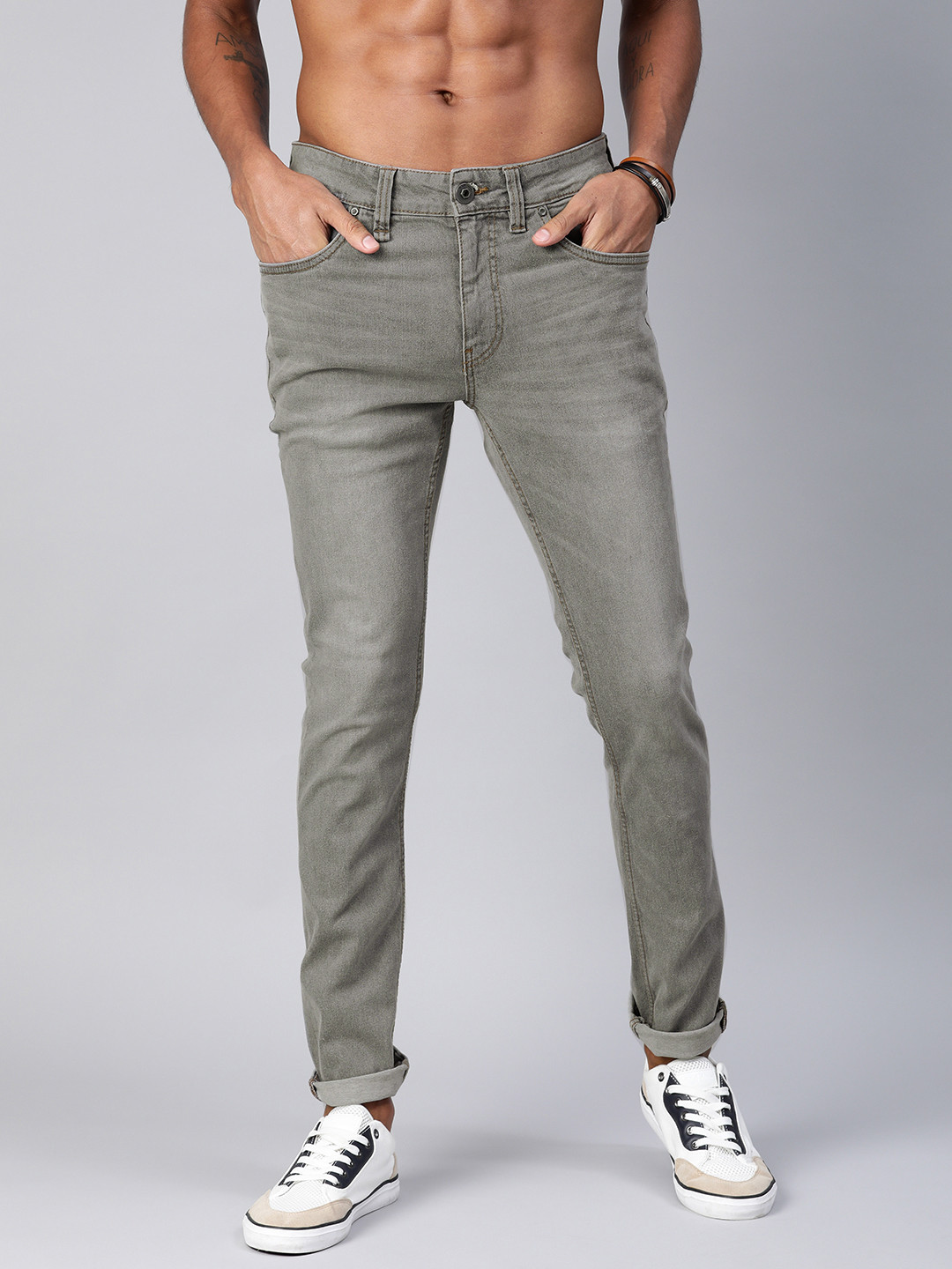 Buy Roadster Men Grey Slim Fit Mid Rise Clean Look Stretchable Jeans ...