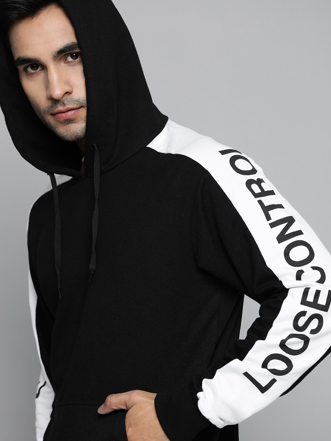 Buy Kook N Keech Men Black Solid Hooded Sweatshirt With Contrast Sleeves - Sweatshirts for Men 
