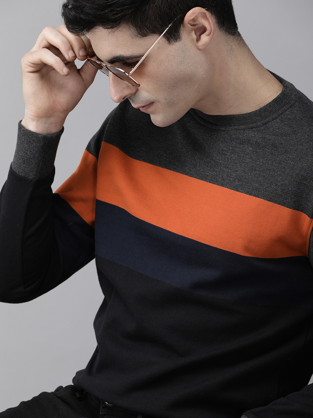 Buy Roadster Men Black & Charcoal Grey Colourblocked Sweatshirt