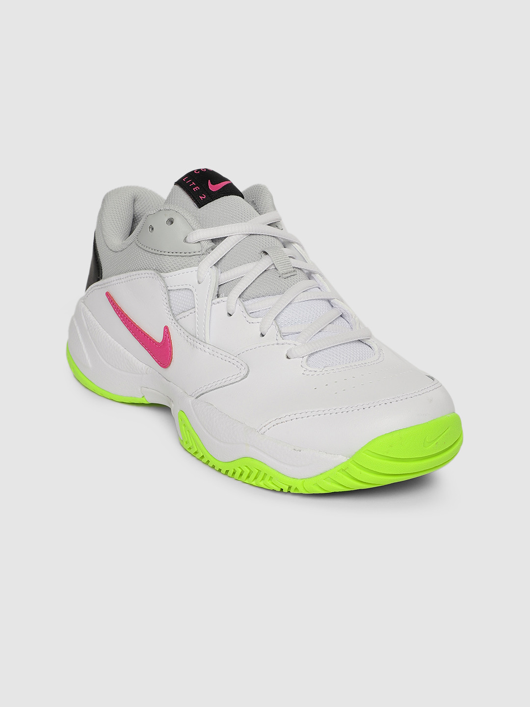 womens white leather nike tennis shoes