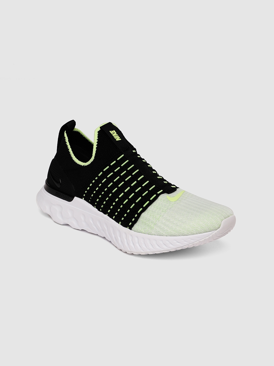 Buy Nike Women Black REACT PHANTOM RUN FK 2 Running Shoes