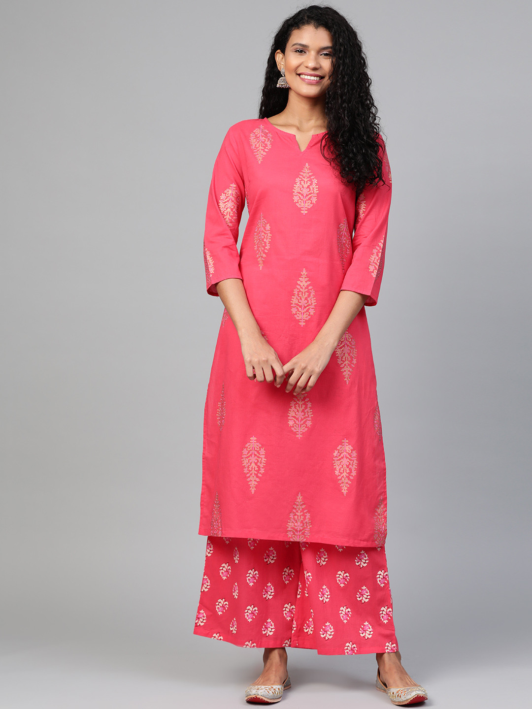 Women Cream-Coloured & Golden Printed Kurta With Trousers