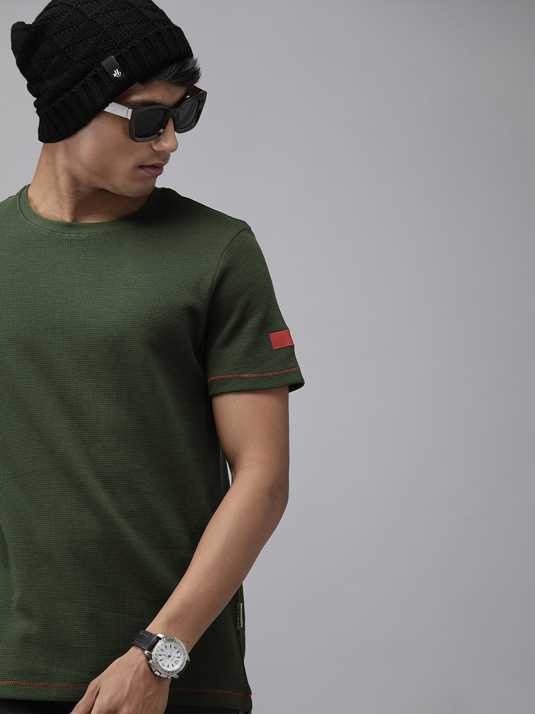 Buy Roadster Men Olive Green Solid Round Neck Pure Cotton T Shirt Tshirts For Men 12120746