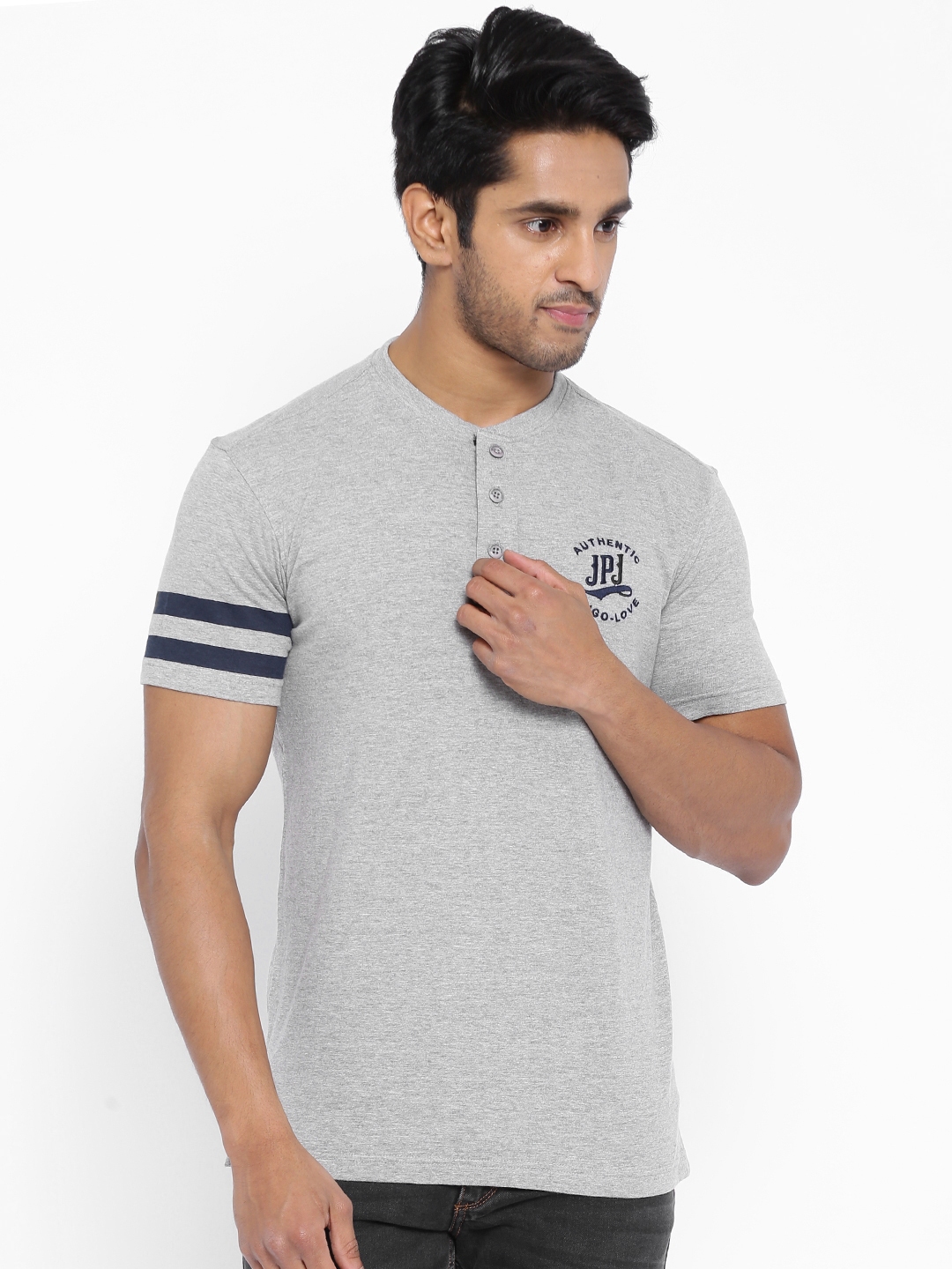 it's like a shirt but only for women