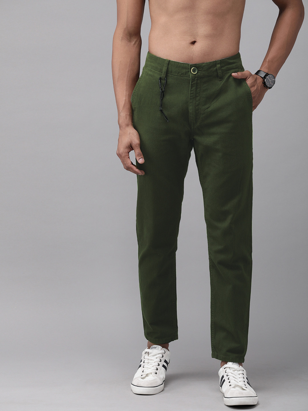Buy Roadster Men Olive Green Slim Fit Solid Chinos - Trousers for Men ...