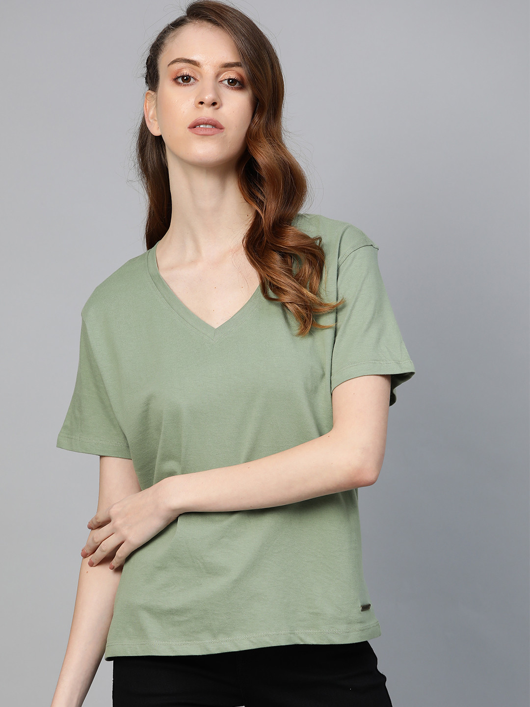 Buy Roadster Women Olive Green Solid V Neck T Shirt - Tshirts for Women ...
