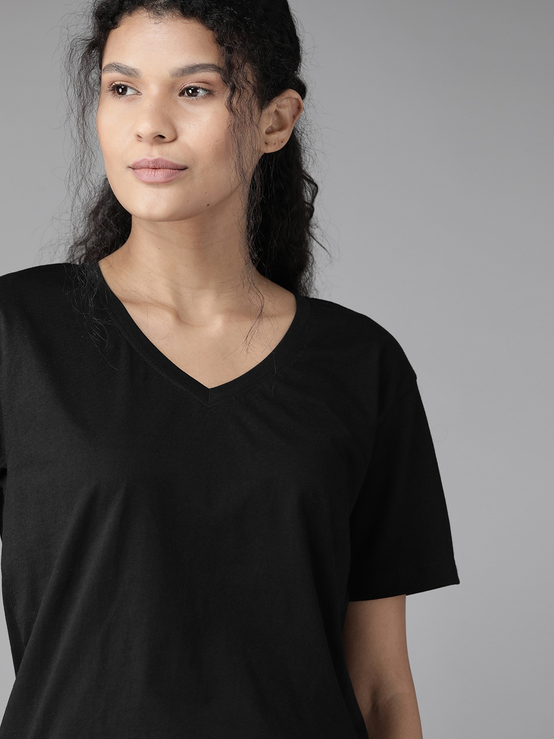 Buy Roadster Women Black Solid V Neck Pure Cotton T Shirt - Tshirts for ...