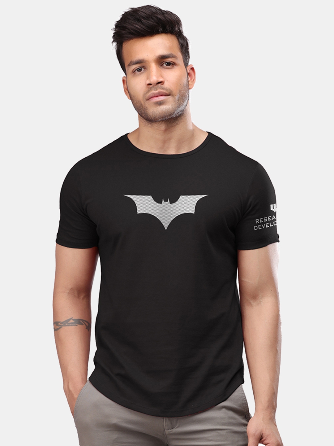 Buy The Souled Store Unisex Black Batman Printed Round Neck T Shirt ...