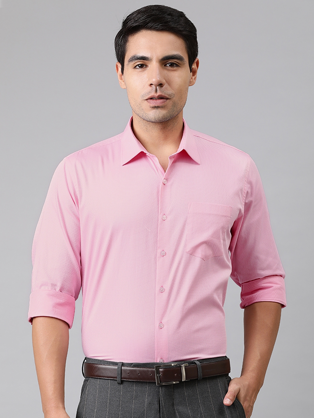 Buy Van Heusen Men Pink Slim Fit Self Design Formal Shirt - Shirts for ...