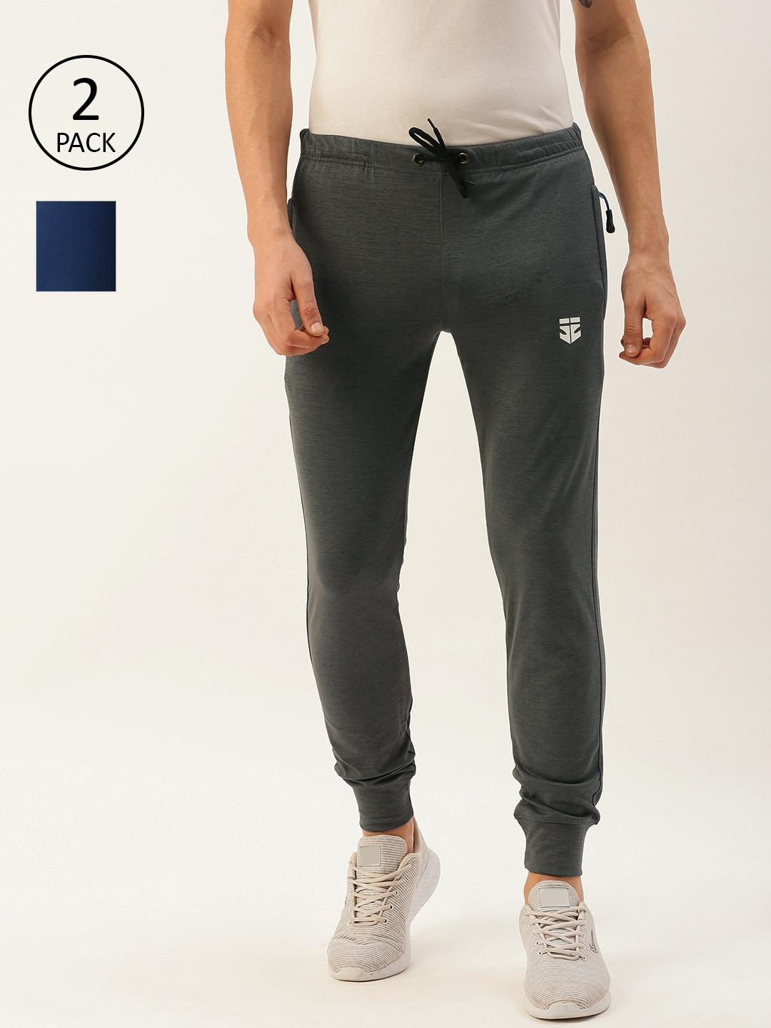 jogger pants myntra