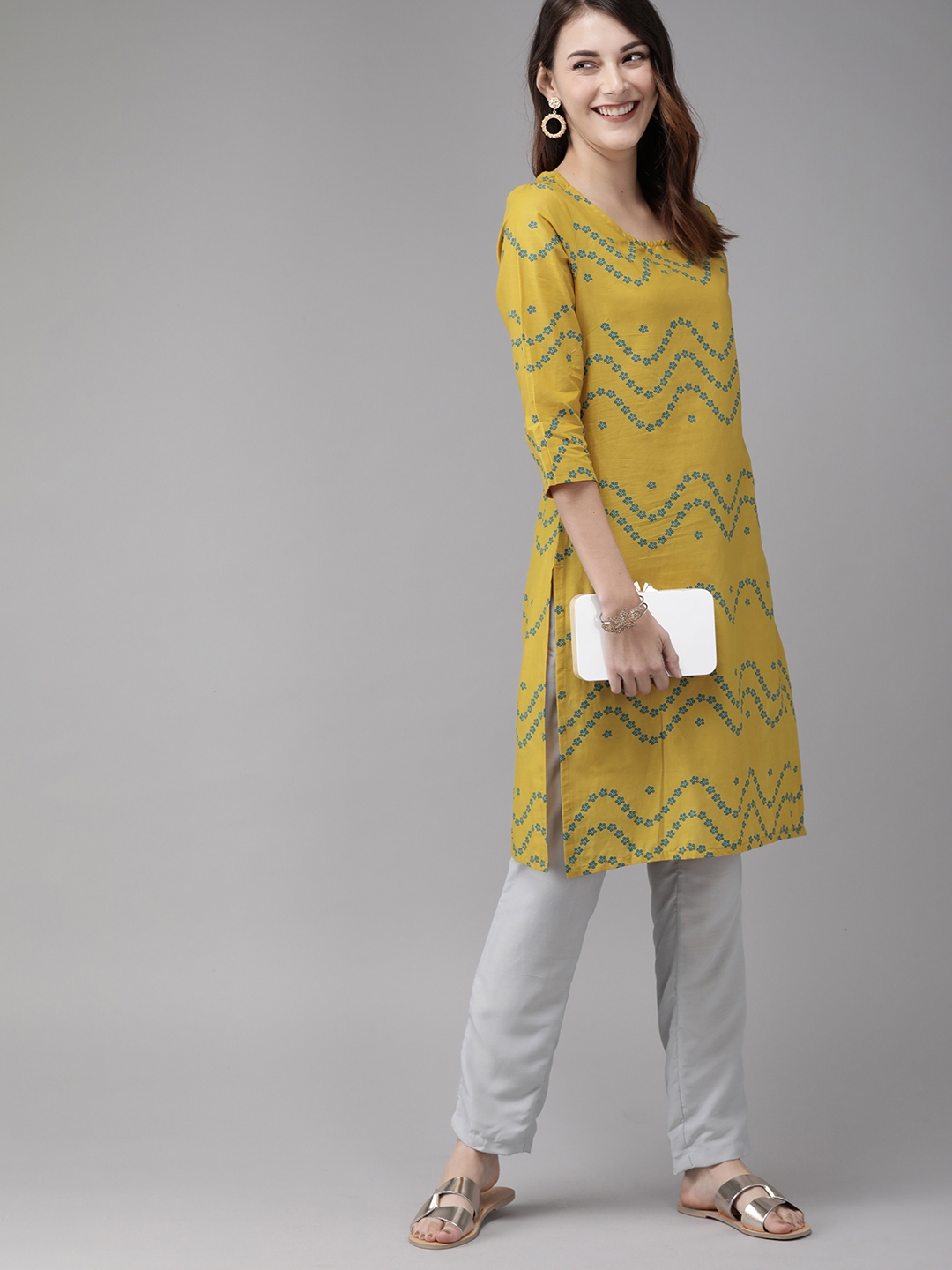 myntra anouk kurta set