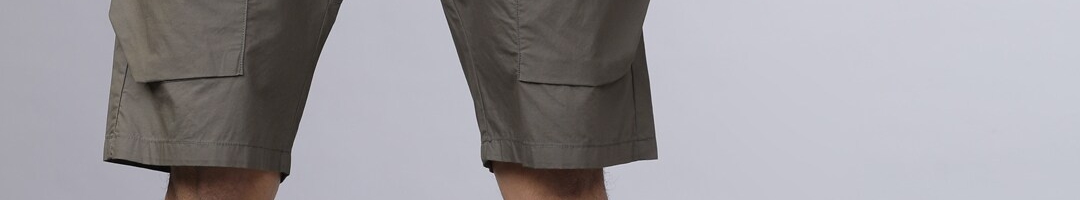 Buy LOCOMOTIVE Men Charcoal Grey Solid Slim Fit Cargo Shorts - Shorts ...