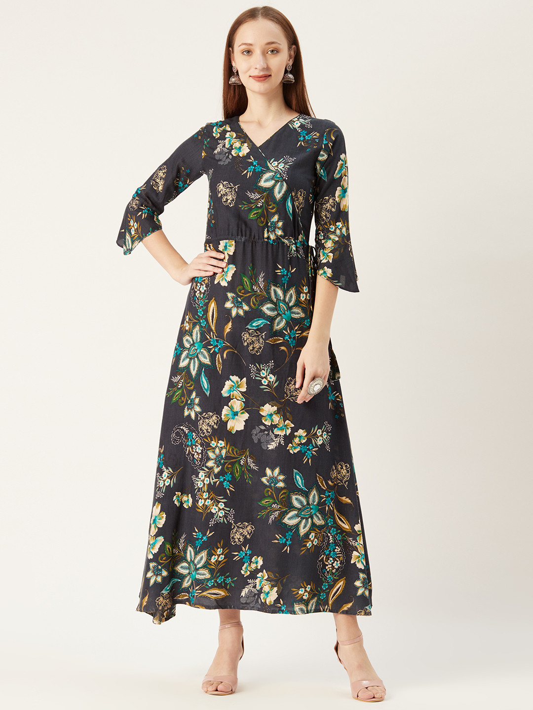 Buy Shiloh Women Navy Blue & White Floral Printed Maxi Dress Dresses