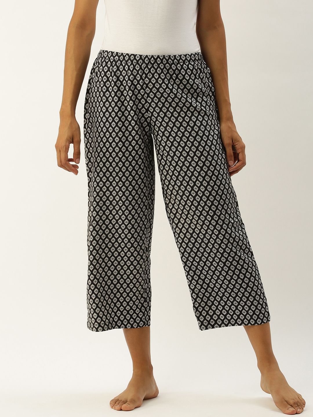 womens lounge capris