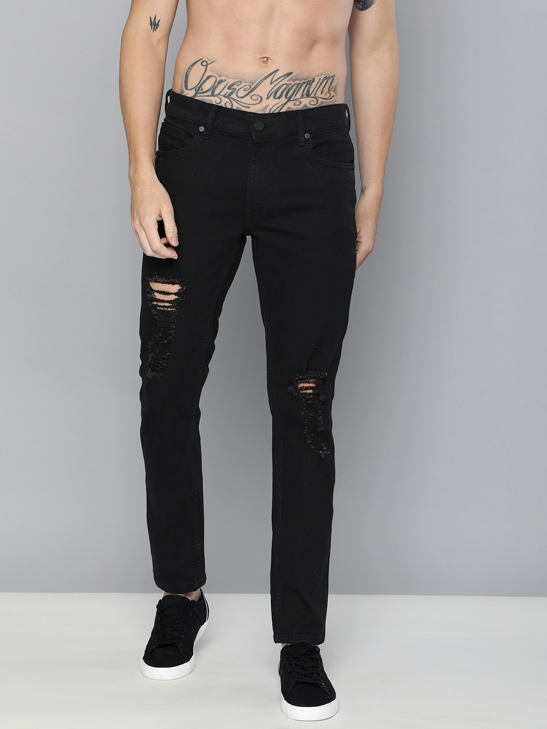 slim fit mid rise jeans