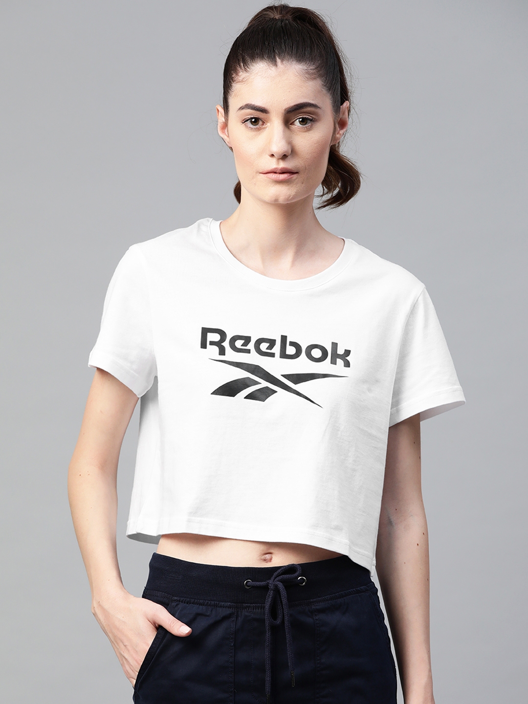 reebok classic international t shirt