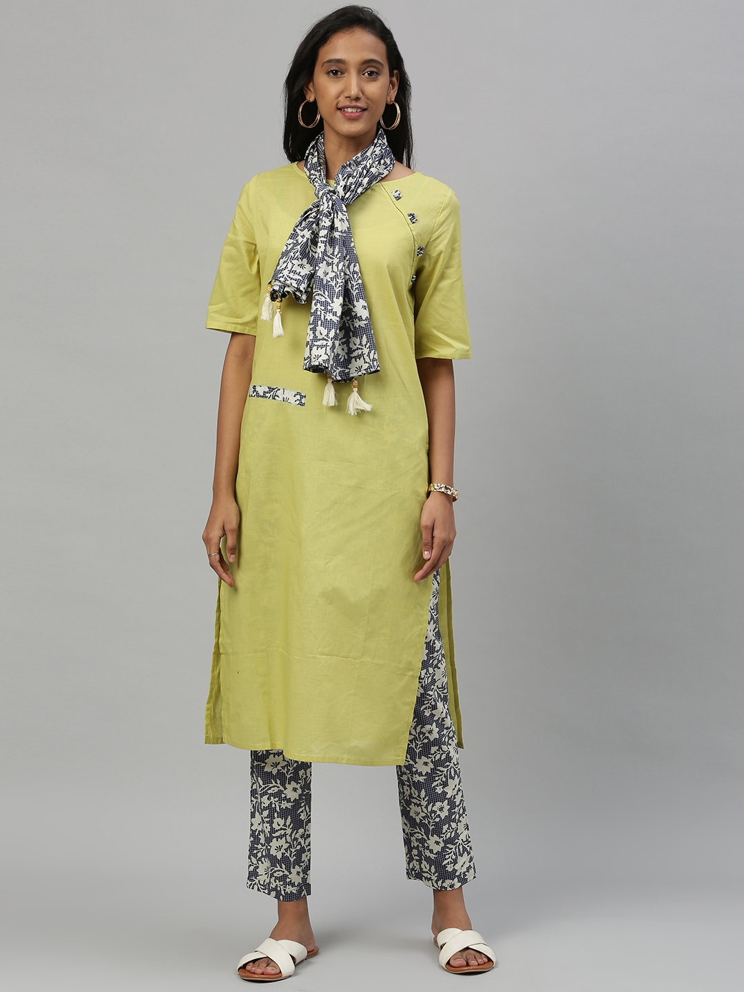 myntra anouk kurta set