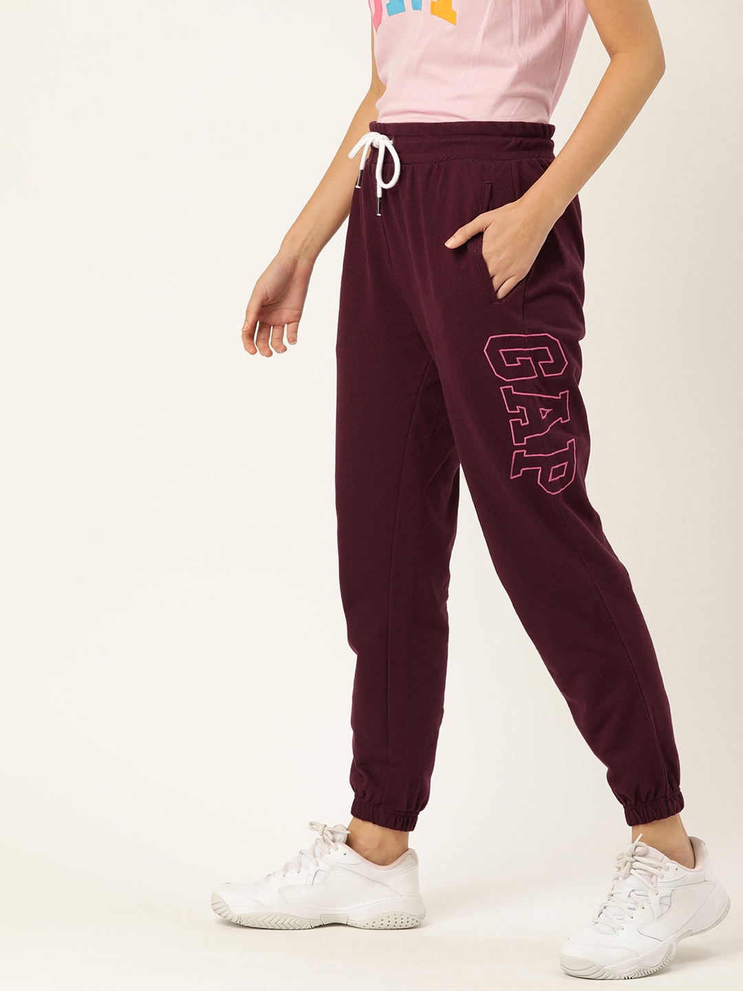 gap joggers womens