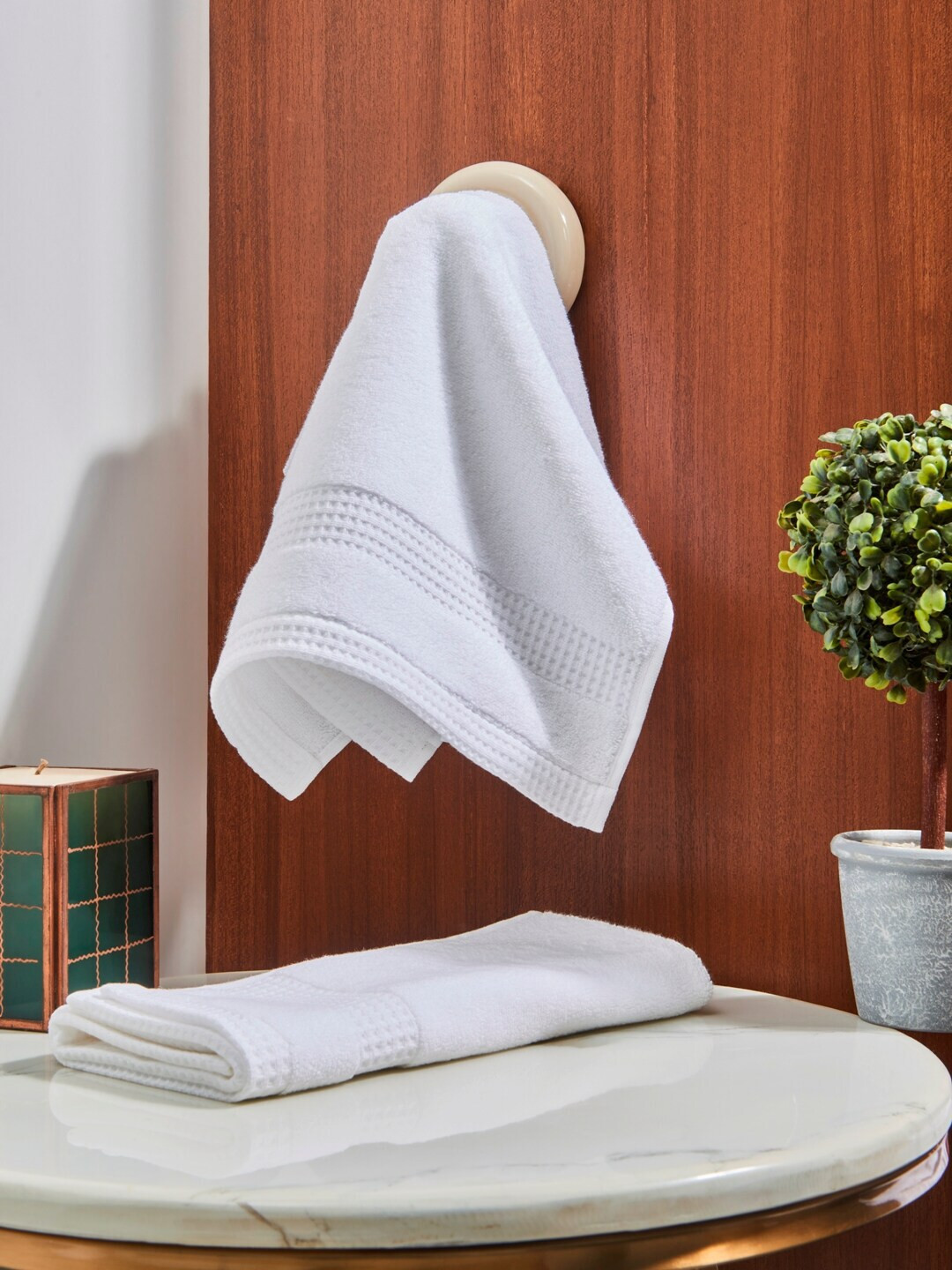 Buy DDecor Unisex Set Of 2 White Solid 500 GSM Live Beautiful Hand