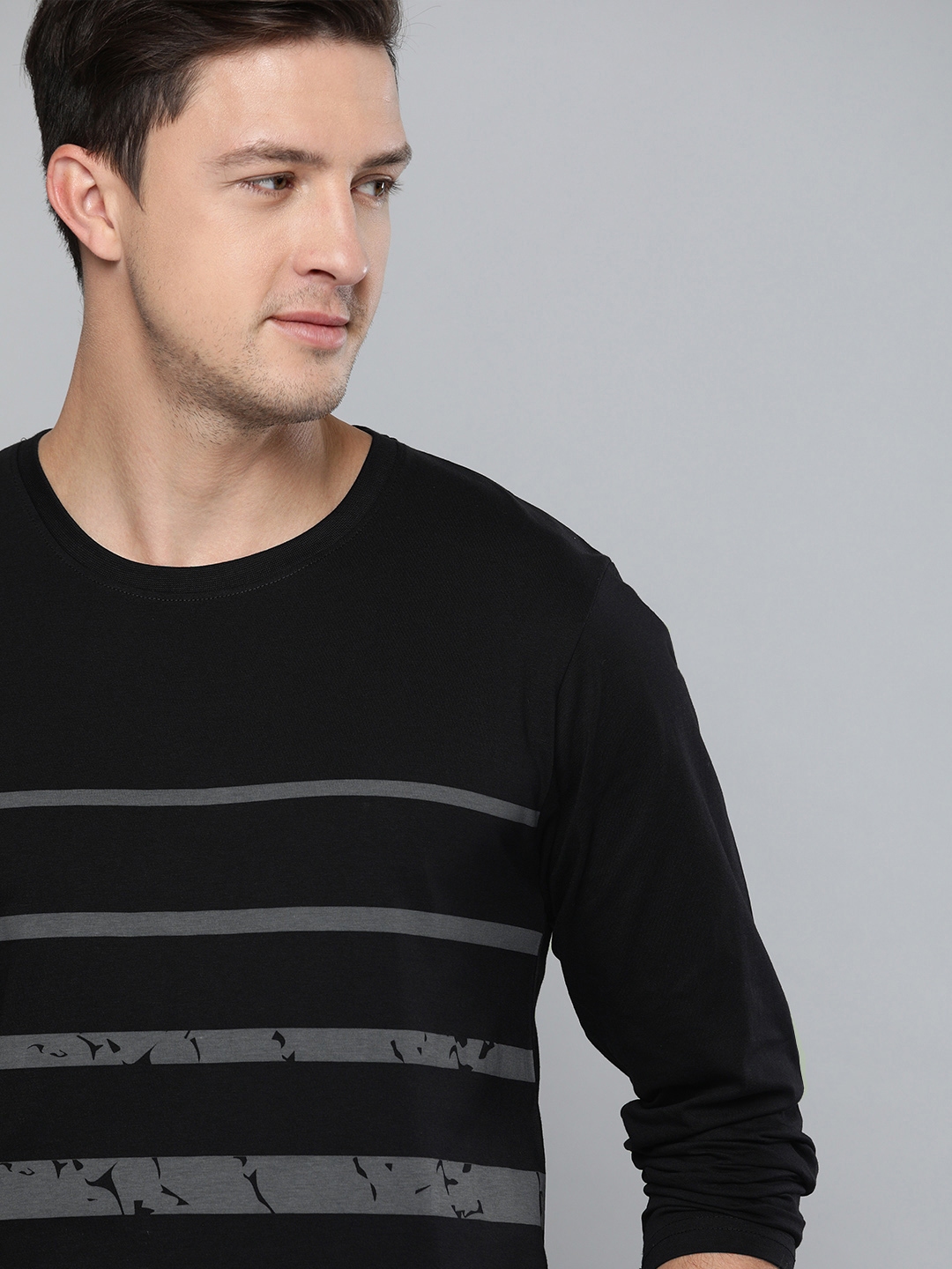 Buy HERENOW Men Black Striped Round Neck Pure Cotton T Shirt - Tshirts ...