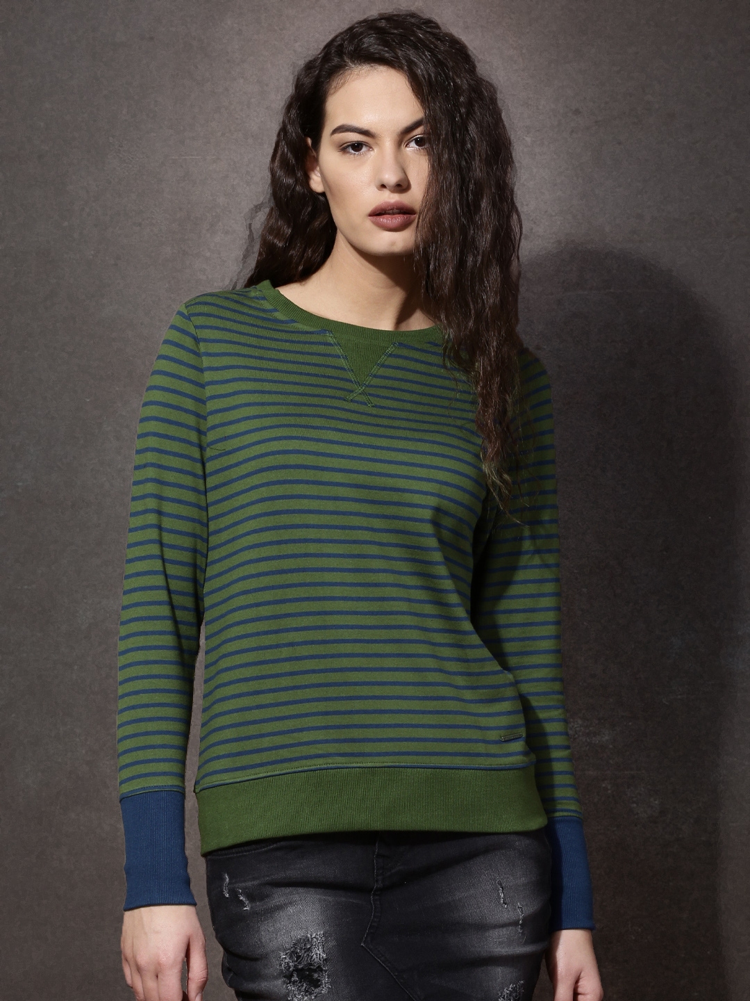 sweatshirt from myntra