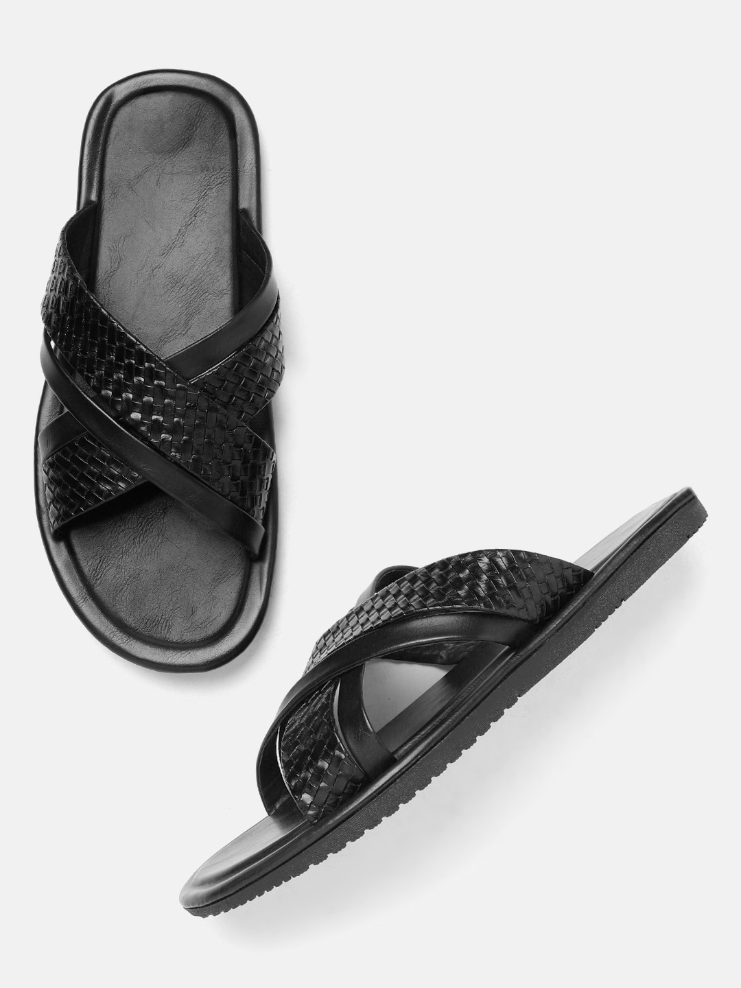 Buy Roadster Men Black Basket Weave Textured Comfort Sandals Sandals