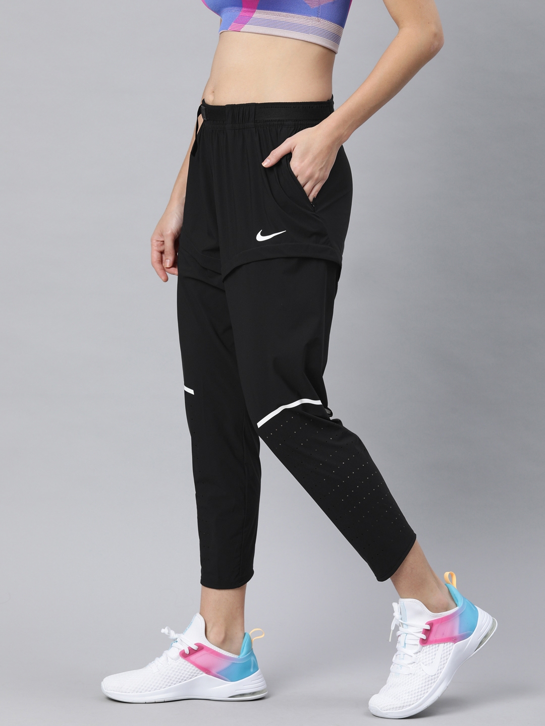 Buy Nike Women Black Solid ICNCLSH PANT 7/8 Running Track Pant - Track ...