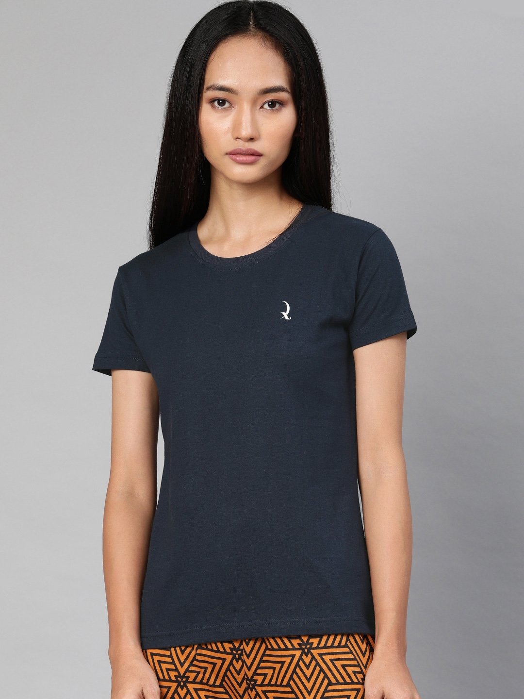 Buy QUARANTINE Women Navy Blue Solid Lounge T Shirt Lounge Tshirts